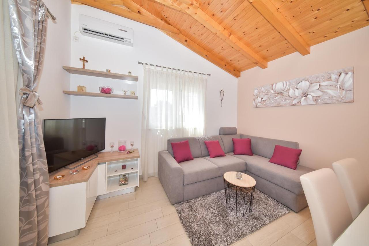 Apartment Irena Posedarje Luaran gambar