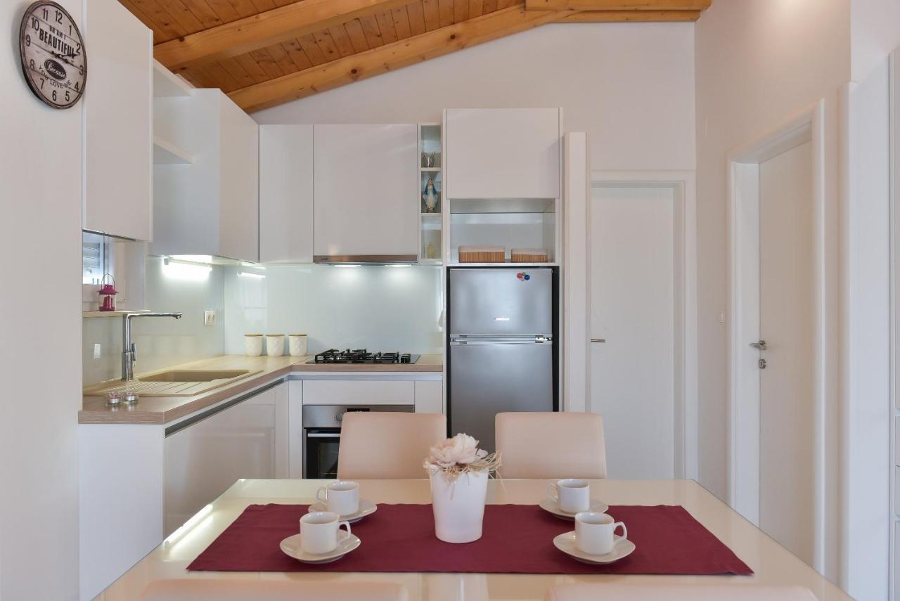 Apartment Irena Posedarje Luaran gambar