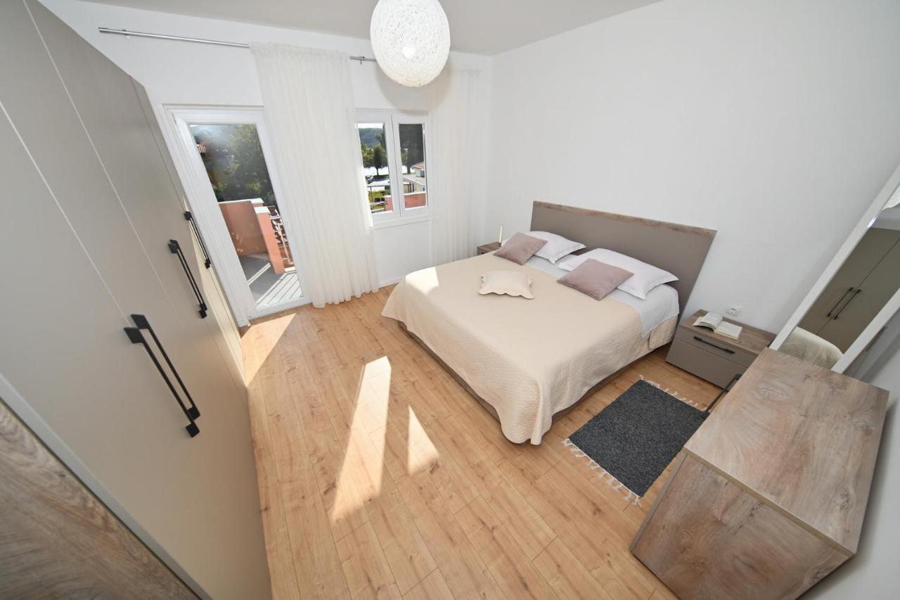 Apartment Irena Posedarje Luaran gambar