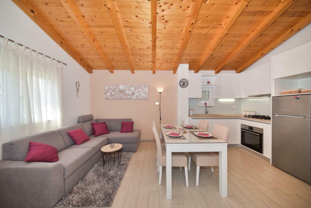 Apartment Irena Posedarje Luaran gambar